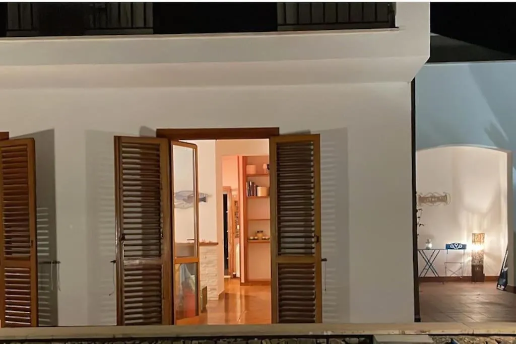 טראסיני Villa Lisa Con Giardino E Accesso Privato Al Mare A 100 Mt 0*,