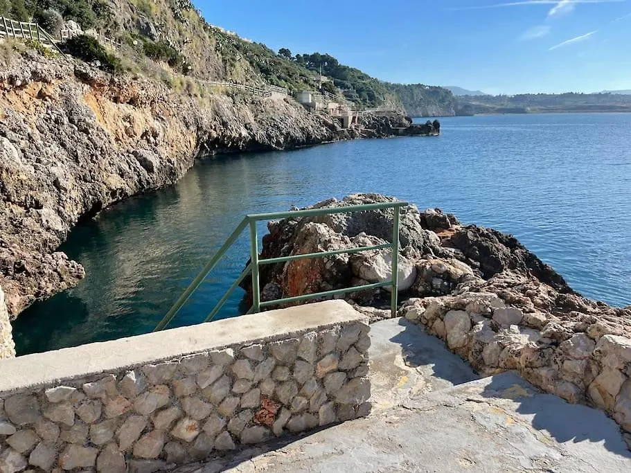 Villa Lisa Con Giardino E Accesso Privato Al Mare A 100 Mt Terrasini